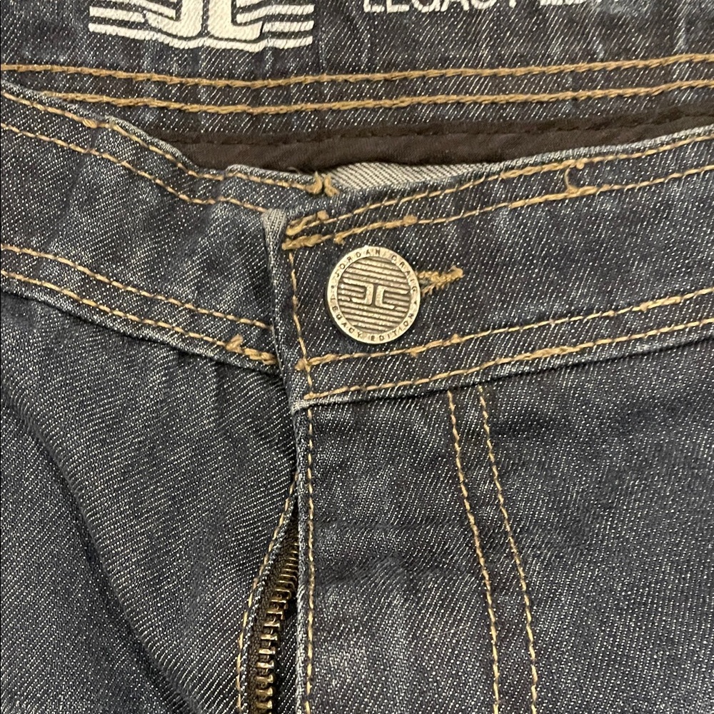 Jordan Craig Legacy Edition Men's Relaxed Fit Faded Dark Wash Jeans - Picture 5 of 9